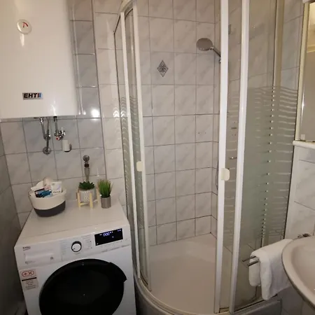 Flataid Quergasse - Beim Bahnhof Graz