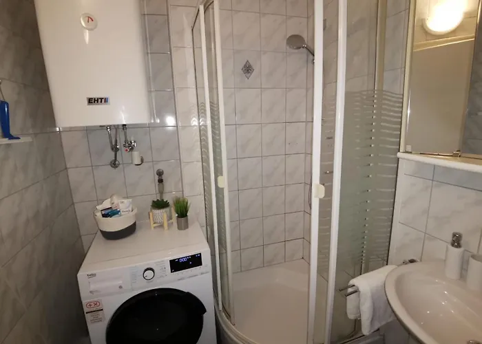 Flataid Quergasse - Beim Bahnhof Graz